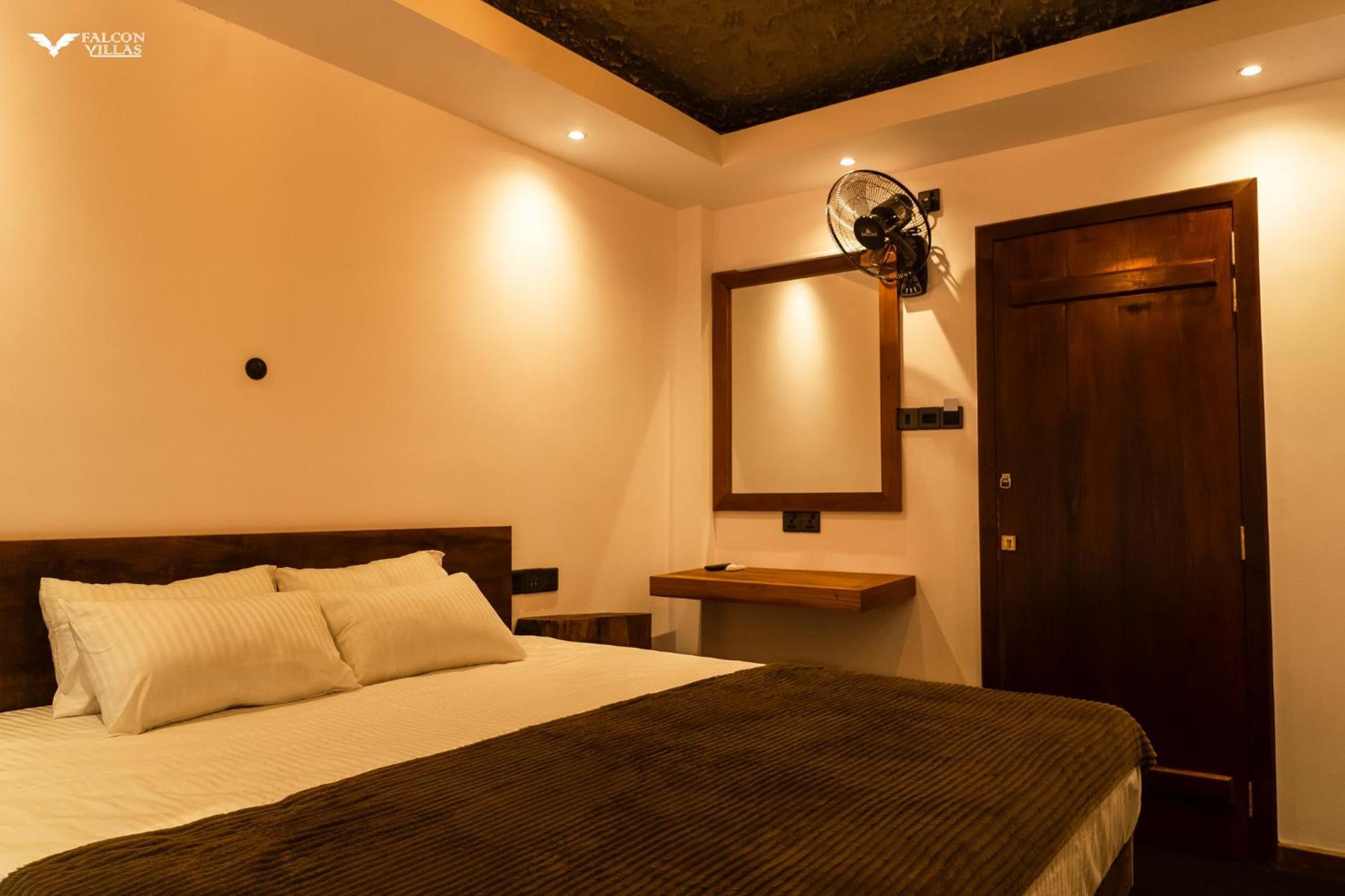 Falcon Villas Lunugala Room photo